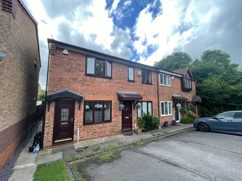 Property photo 1 of 6 External