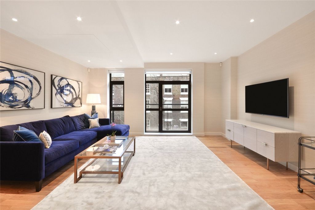 Property photo 3 of 9 Picture No. 06