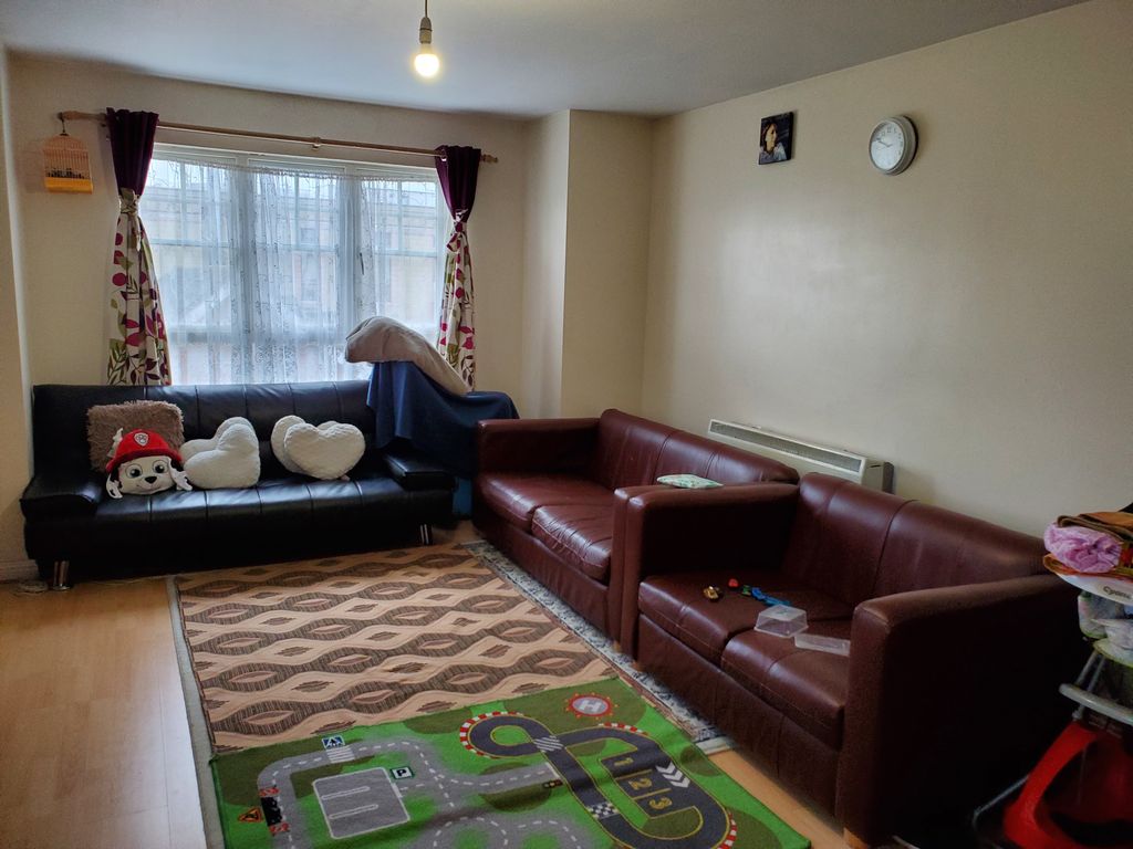 Property photo 2 of 16