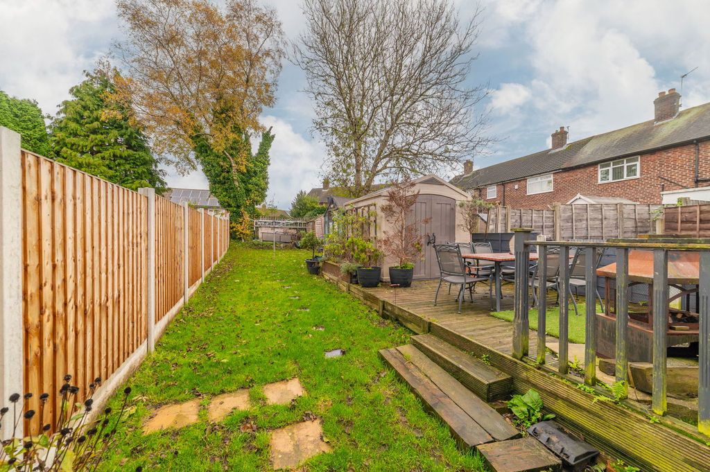 Property photo 2 of 21