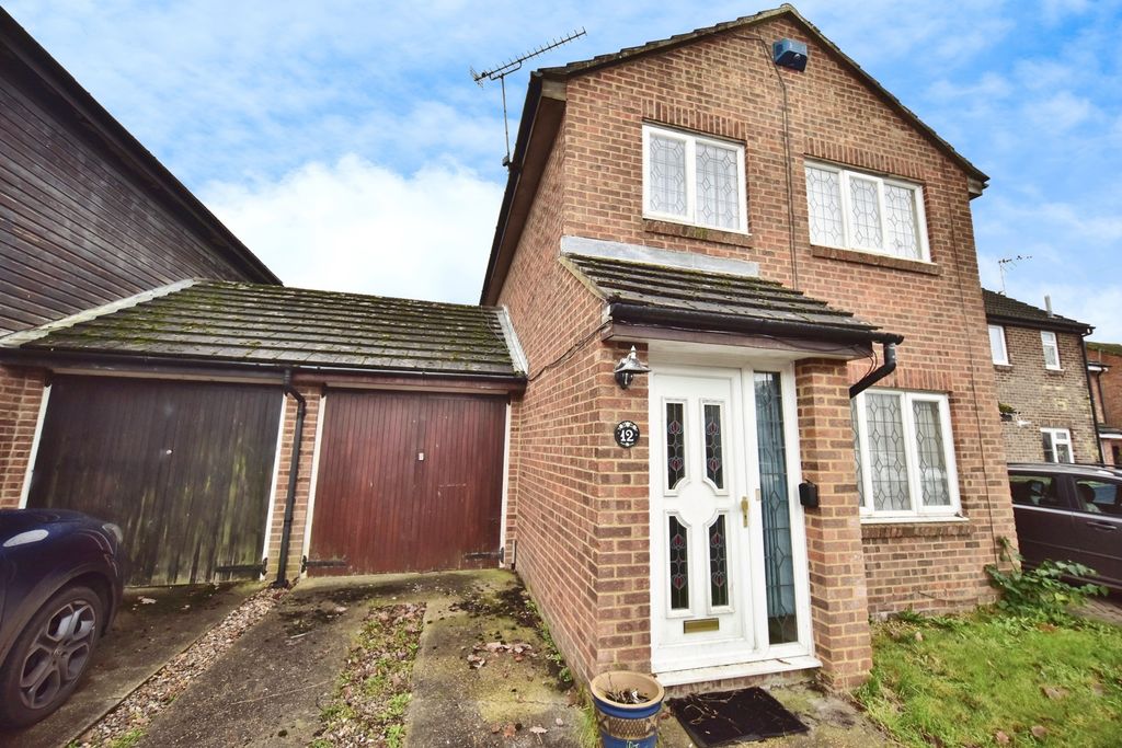 Property photo 1 of 17 Pbox-Img.Jpg