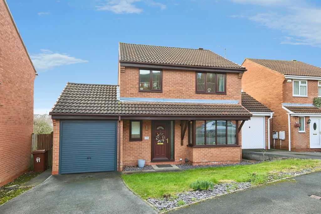 Property photo 1 of 18