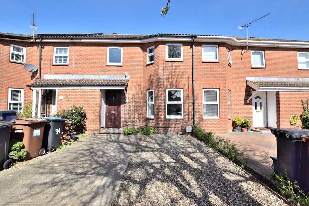 Property photo 1 of 11 Front Aspect 