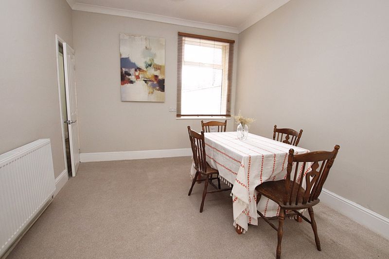 Property photo 3 of 15 Dining Area