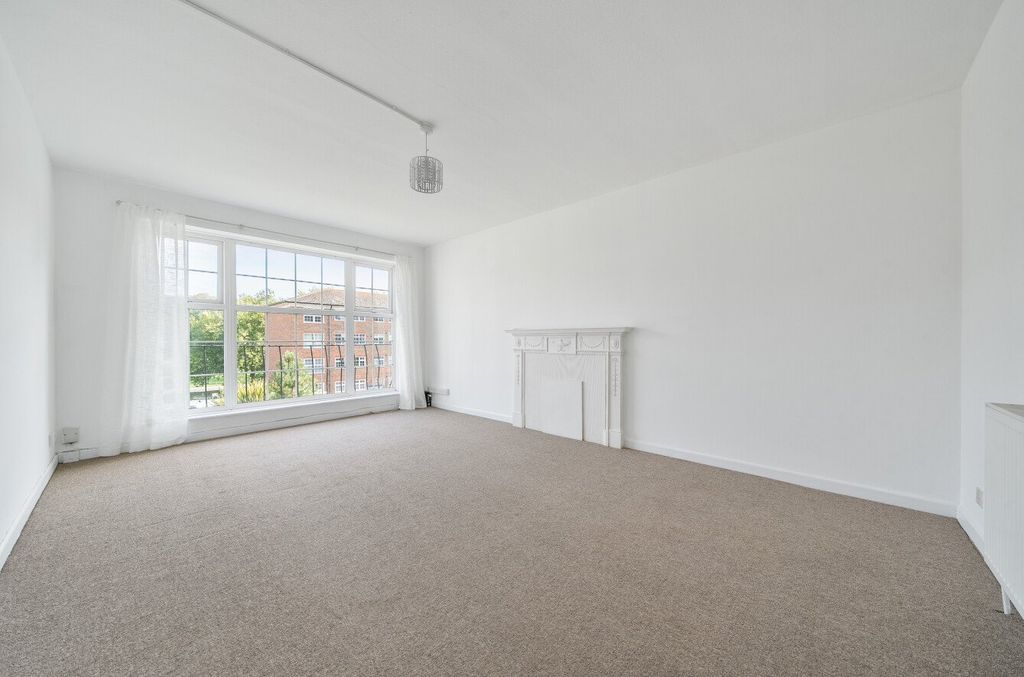 Property photo 1 of 15 Picture No. 29