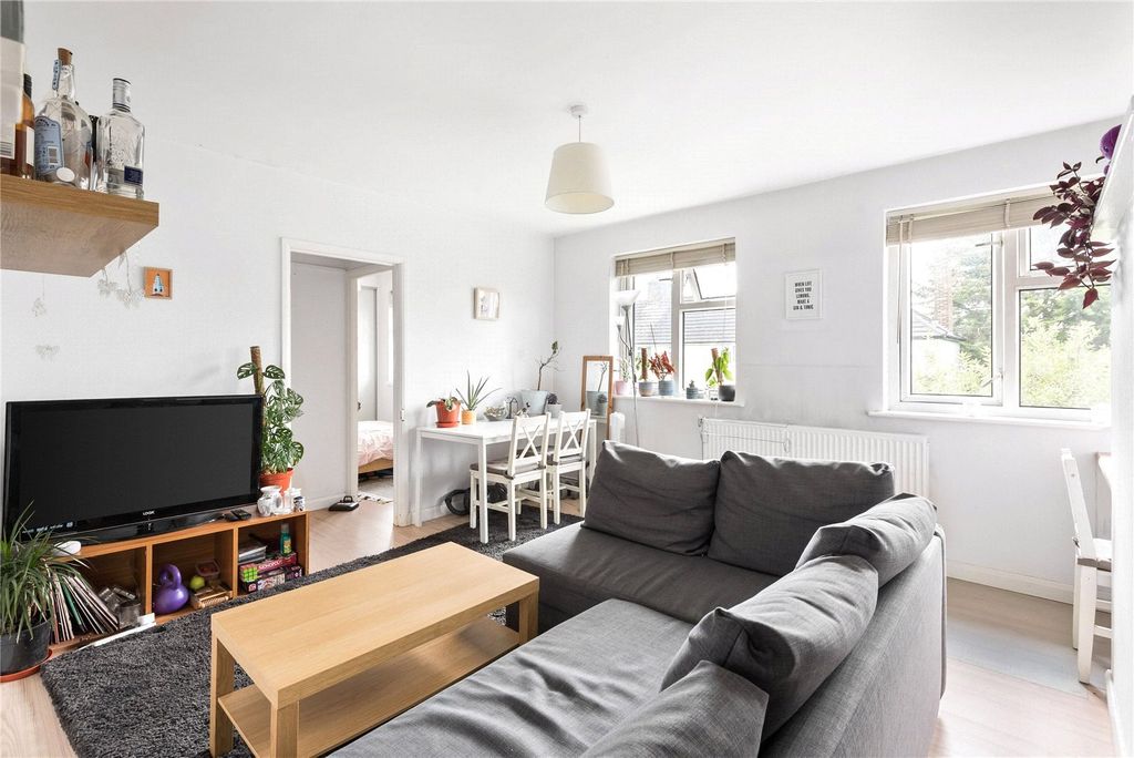 Property photo 2 of 8 Picture No. 02