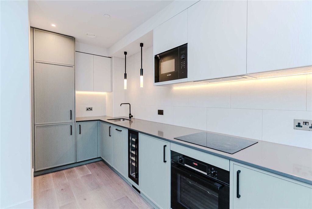 Property photo 3 of 34 Picture No. 55