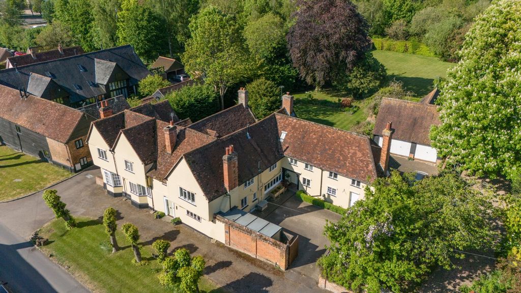 Property photo 1 of 17 Elevated Gardens