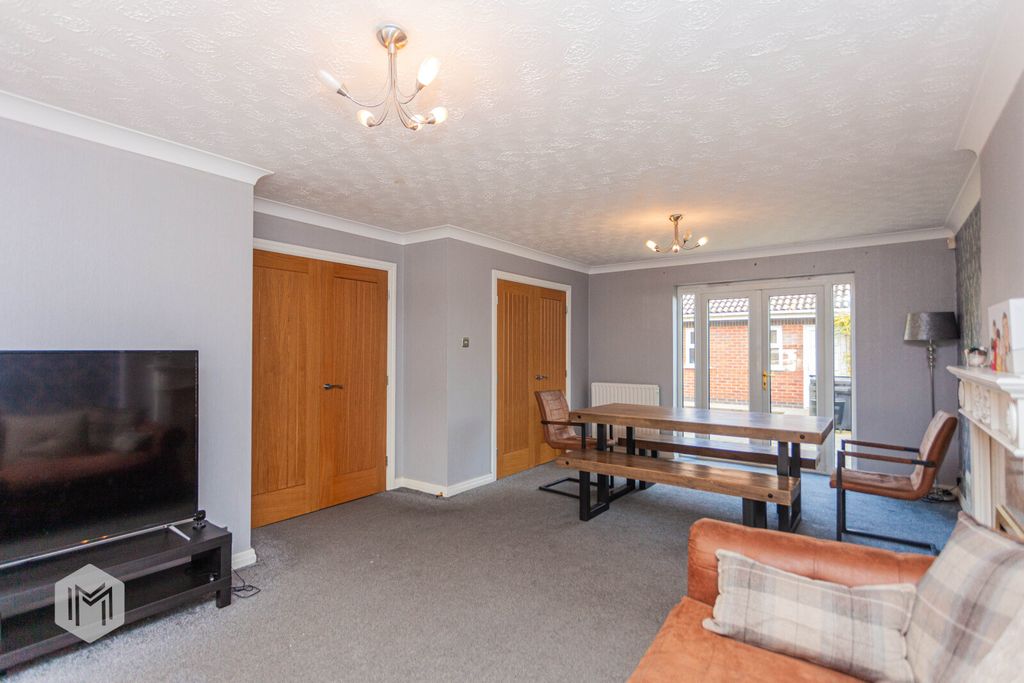 Property photo 3 of 34 Picture No. 07