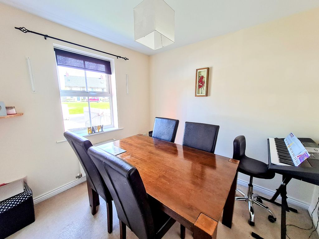 Additional image 4 of 5 bed semi-detached house to rentMerrybent Drive, Darlington DL2