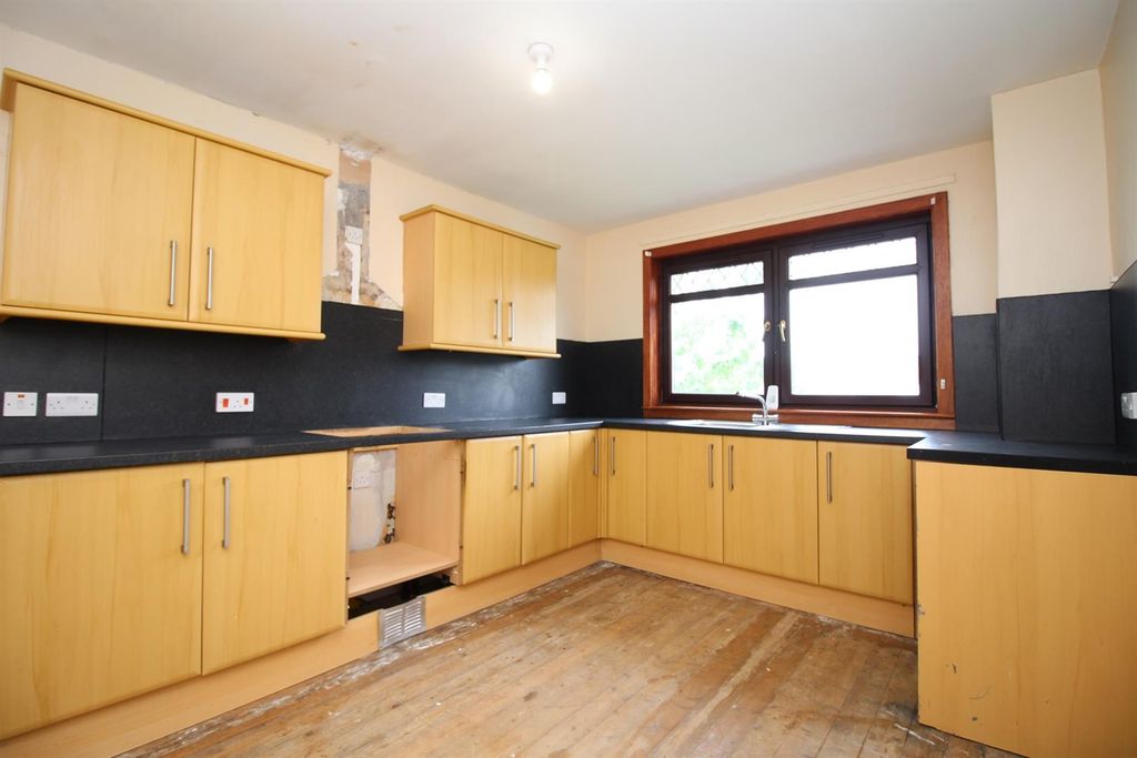 Property photo 3 of 14 4.Jpg