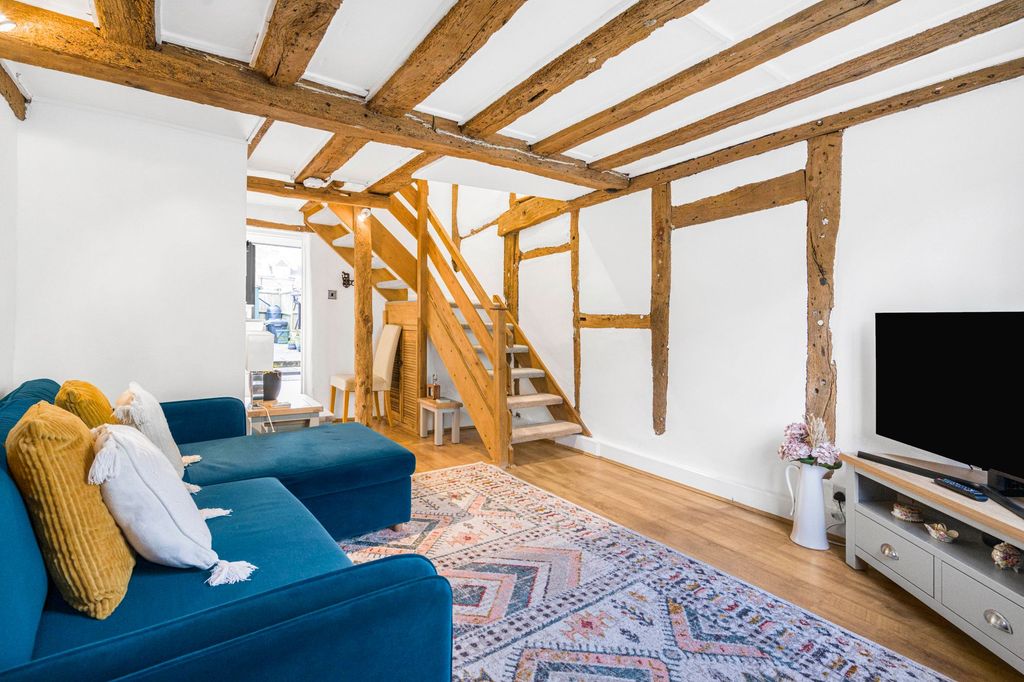 Property photo 2 of 12