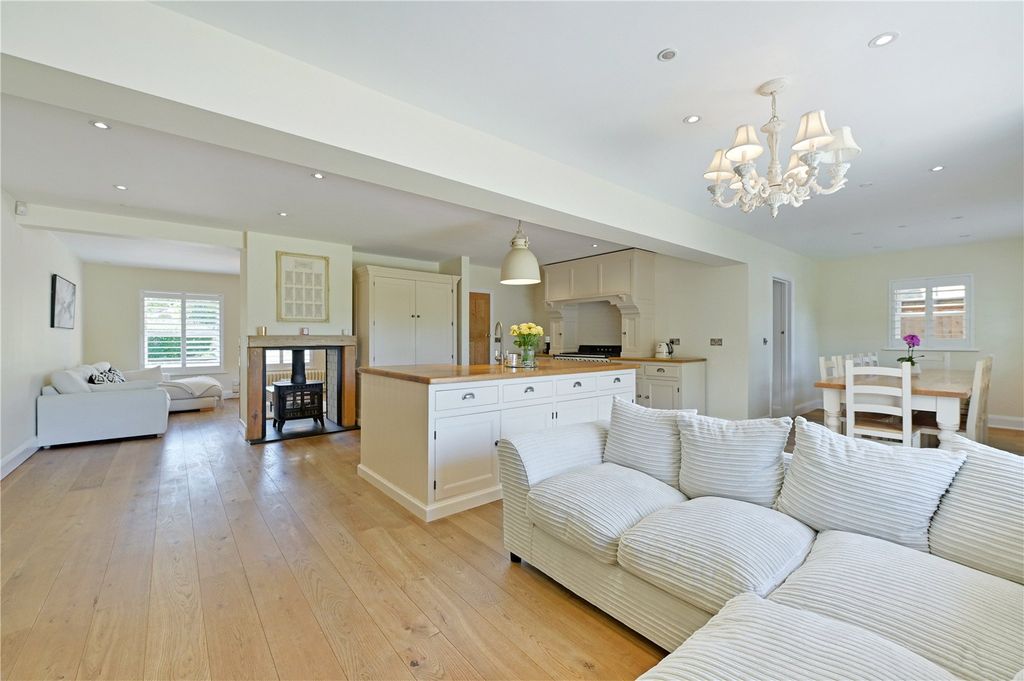 Property photo 3 of 13 Picture No. 06