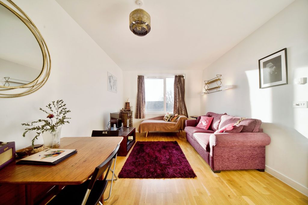 Property photo 1 of 15 Open Plan Living