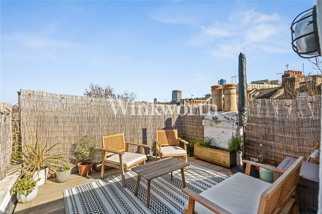 Property photo 3 of 23 Picture No. 03