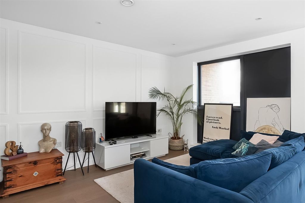 Property photo 3 of 16 Open Plan Kitchen/Reception Room
