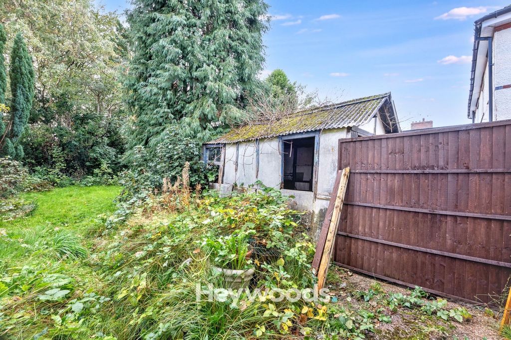 Property photo 3 of 21