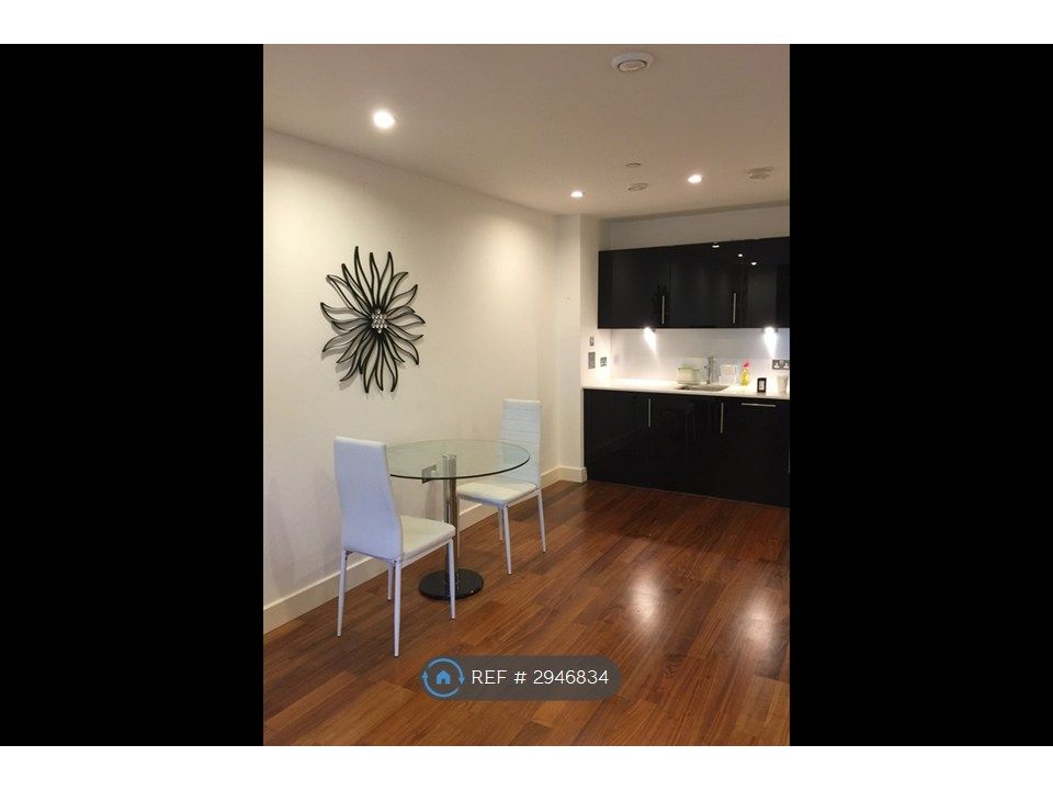 Property photo 3 of 6 Kitchen/Dinning