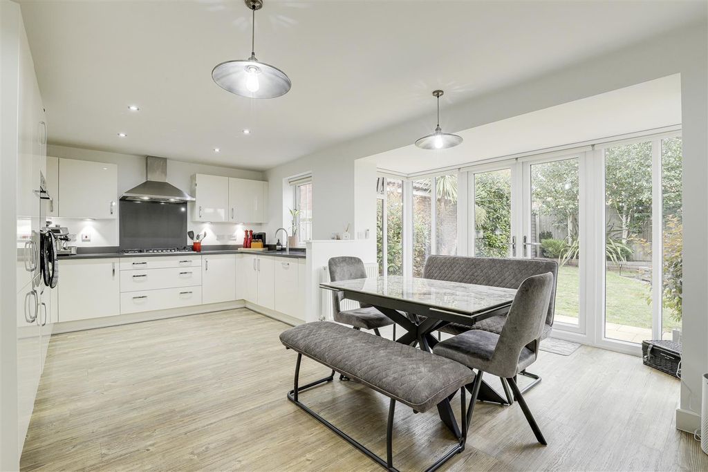 Property photo 2 of 22 10.Jpg