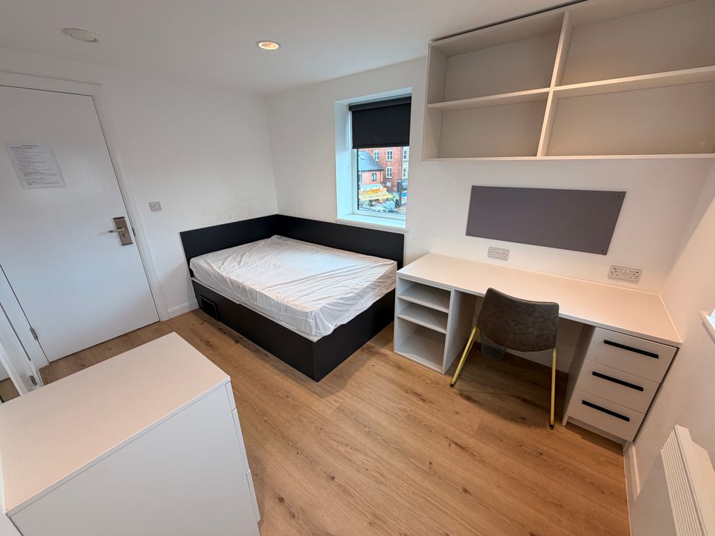 Property photo 1 of 13 Image