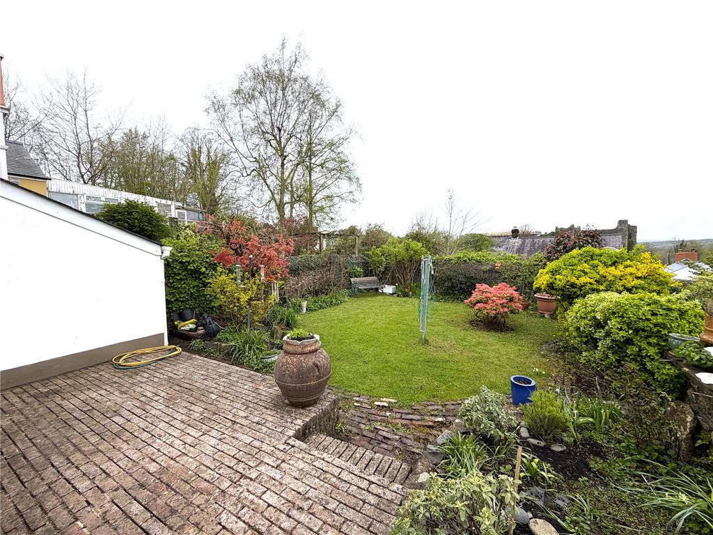 Property photo 3 of 27 Picture No. 26