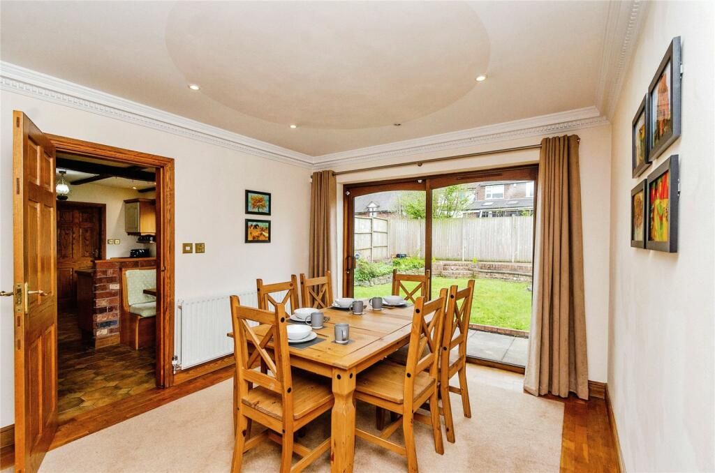 Property photo 3 of 15 Dining