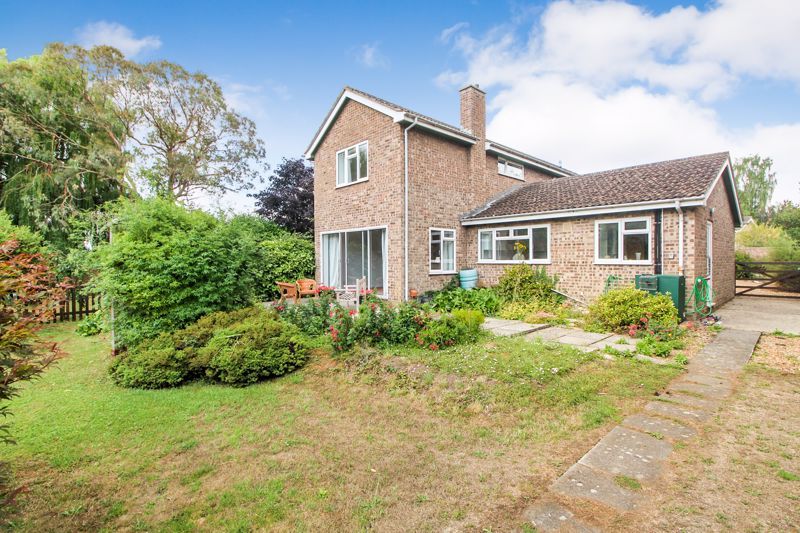 Property photo 1 of 35 Rear Garden