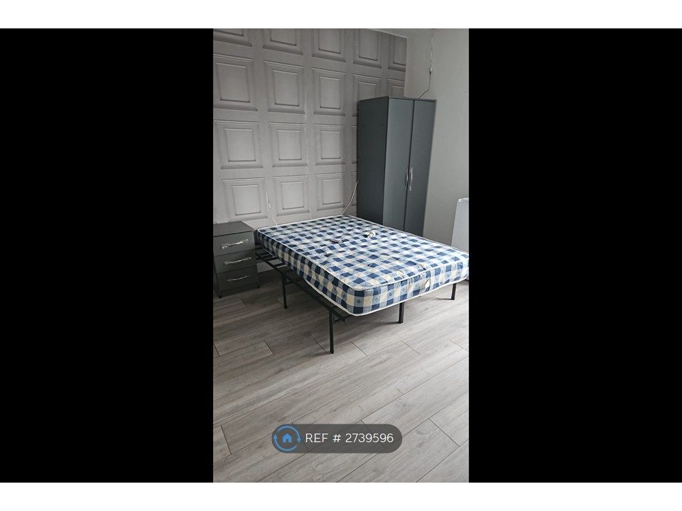 Property photo 1 of 3