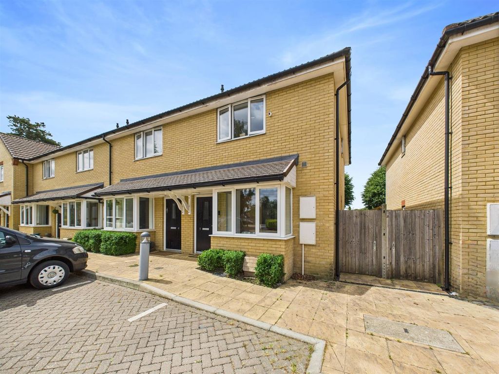 Property photo 1 of 20 Cam02885G0-Pr0416-Still023.Jpg