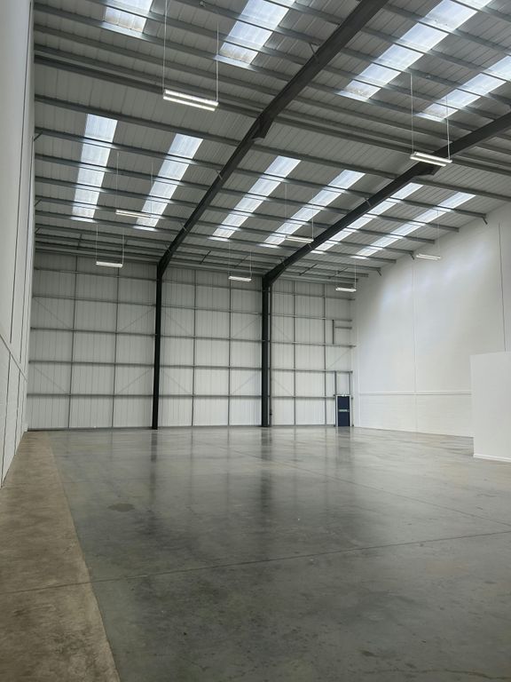 Property photo 2 of 8 8 Bartley Point