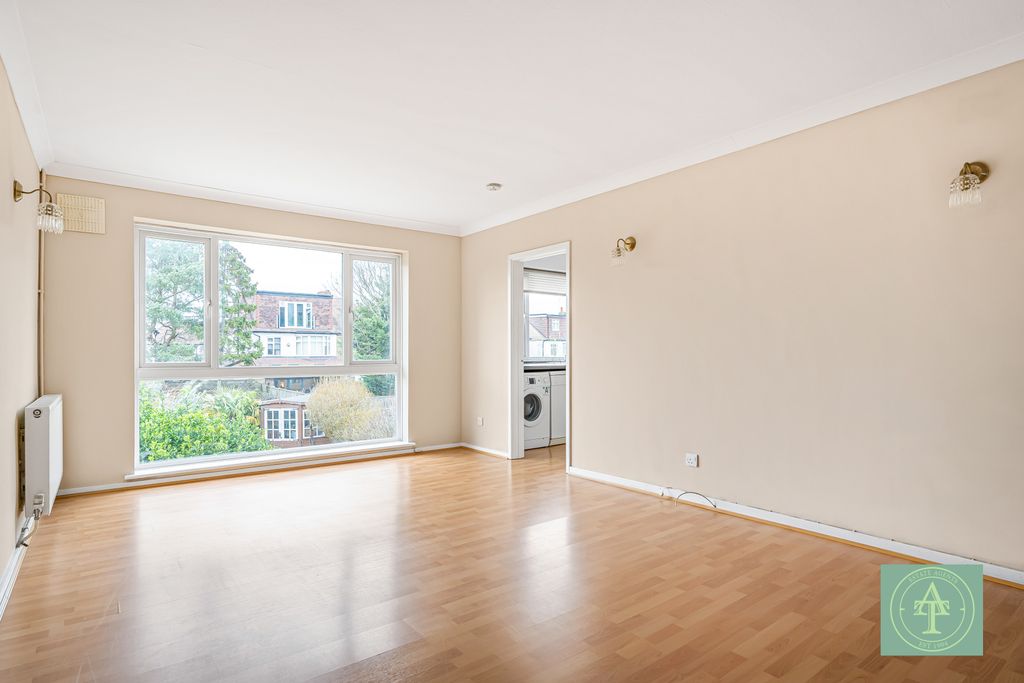 Property photo 2 of 23 Gallery