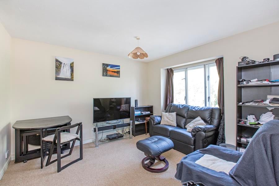 Property photo 2 of 6