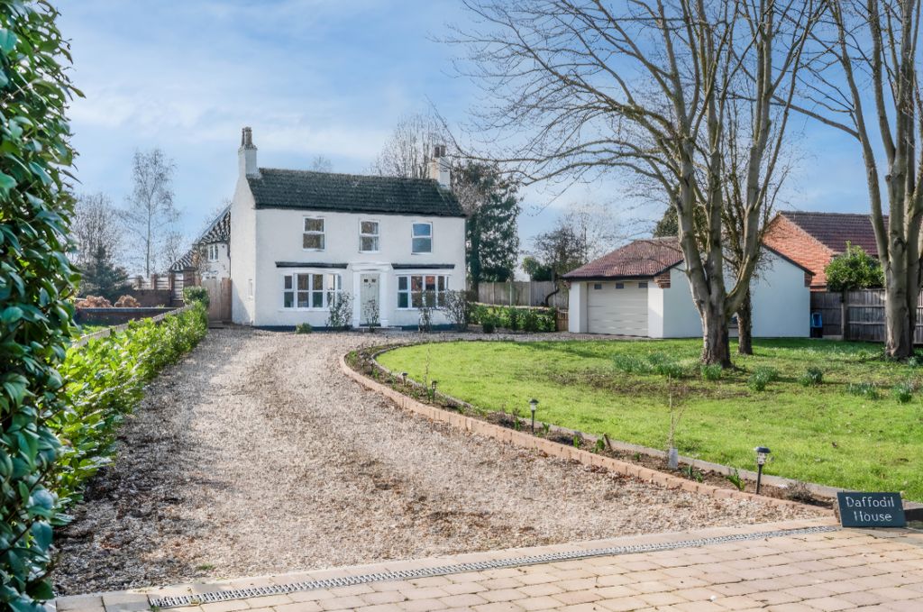 Property photo 1 of 26 1000100009