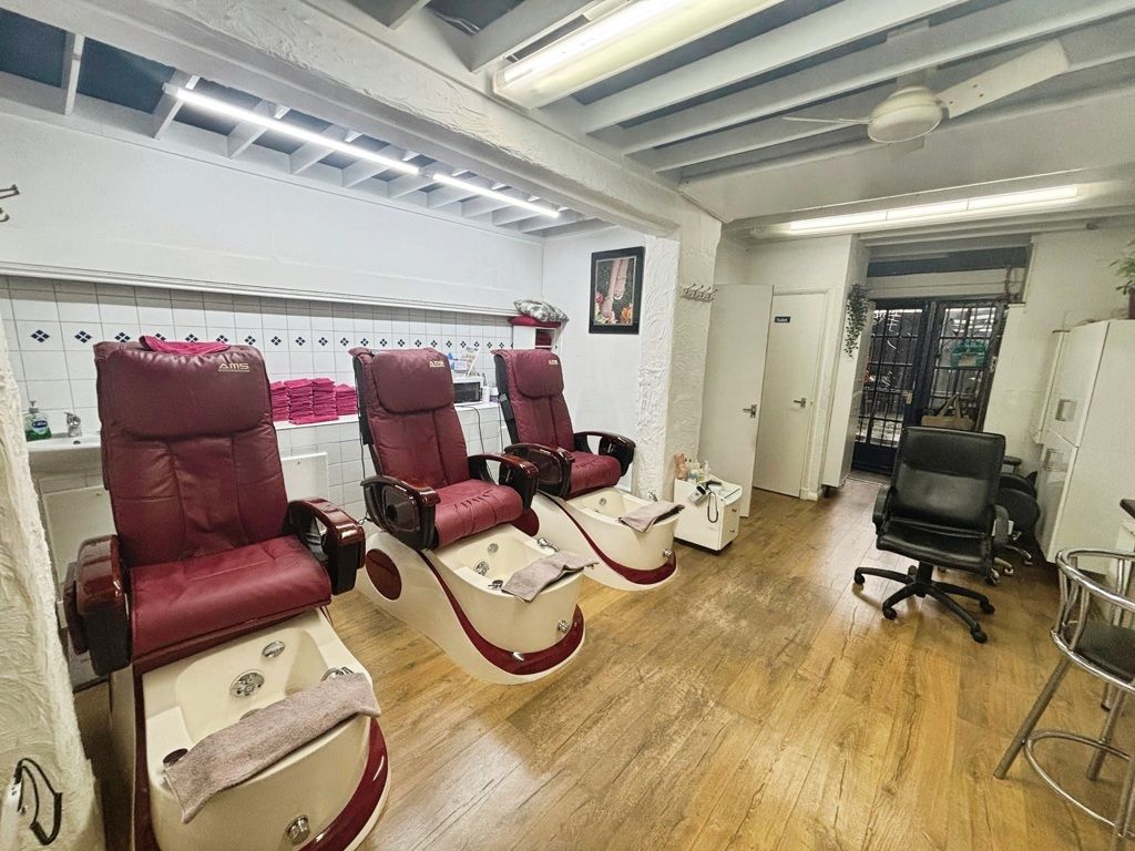 Property photo 2 of 20 Photo 20