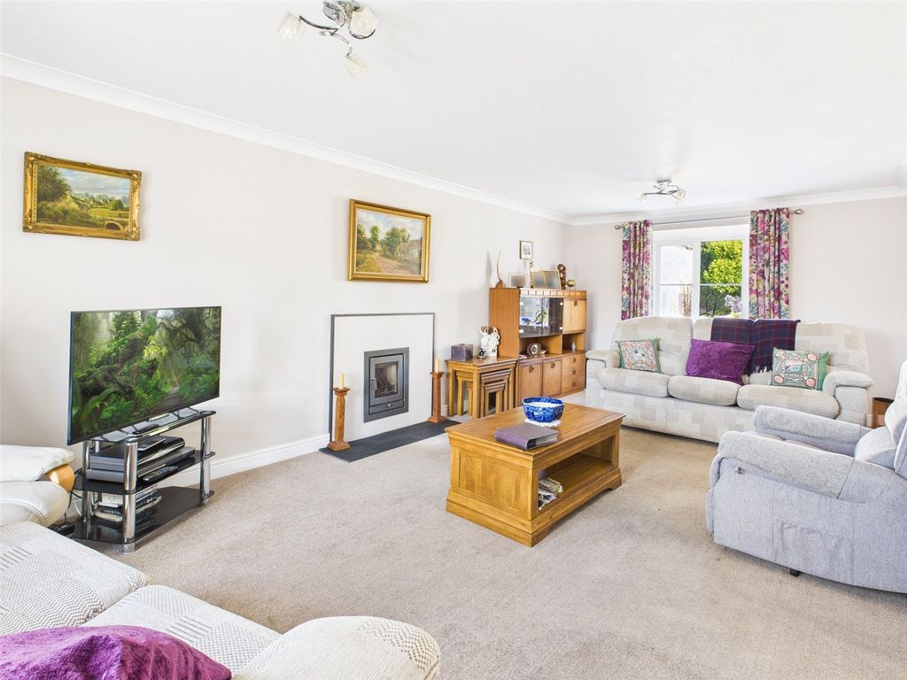 Property photo 2 of 21 Picture No. 36