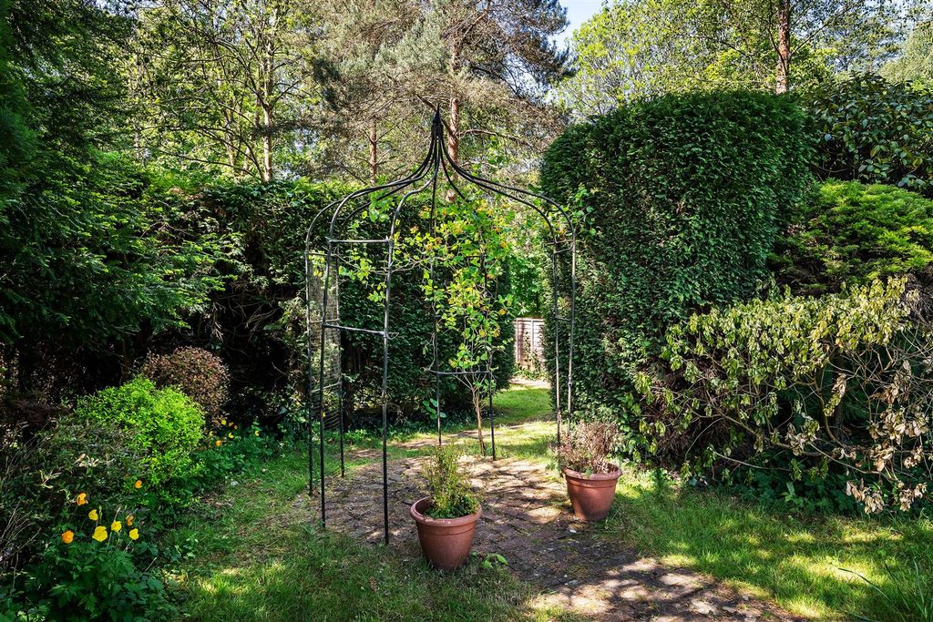 Additional image 31 of 3 bed detached house for saleWoodhurst Park, Oxted RH8