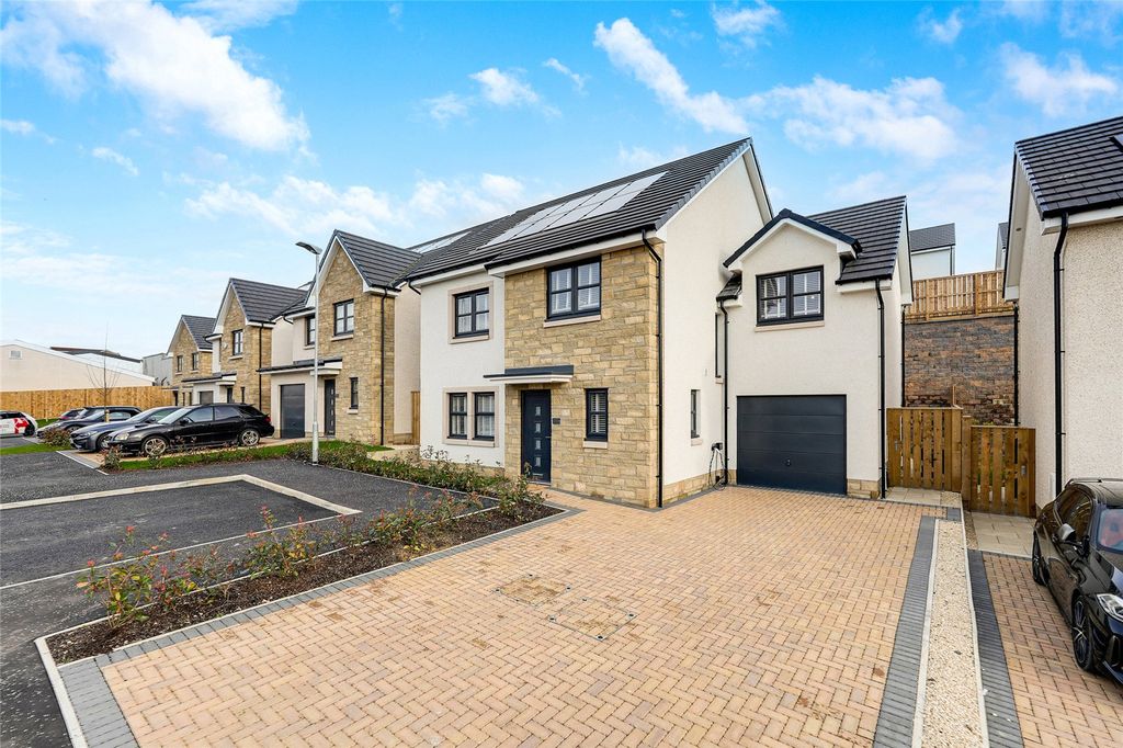 Property photo 1 of 26 Exterior