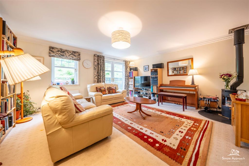 Additional image 14 of 4 bed property for saleRosslyn Avenue, Perth PH2