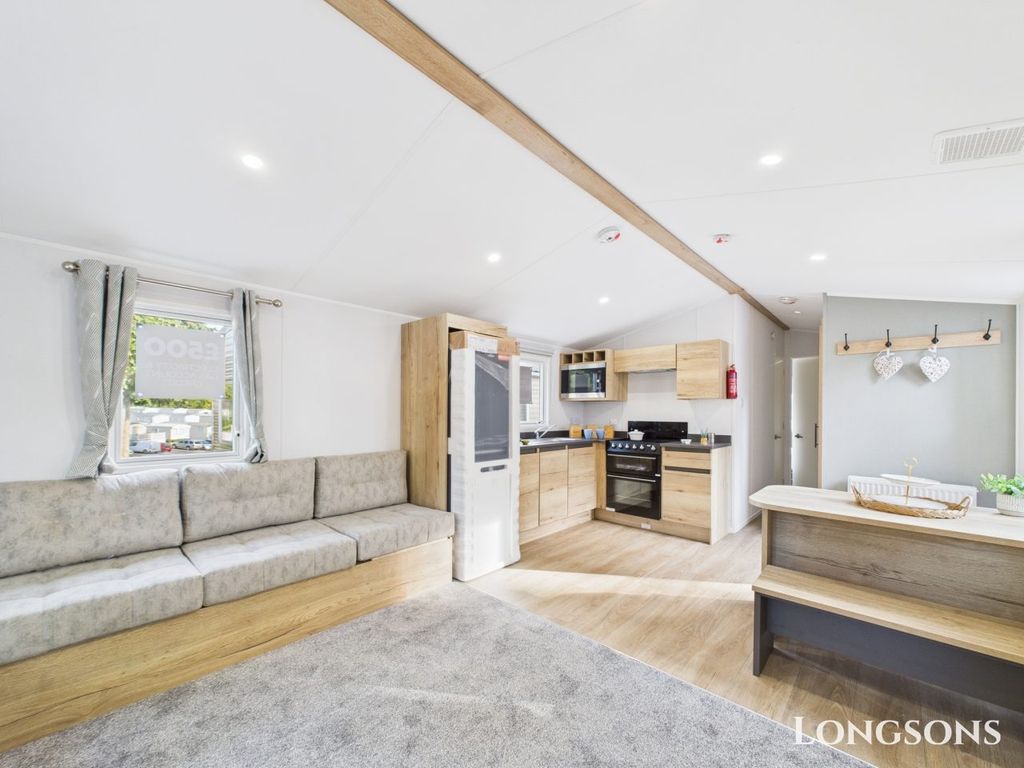 Property photo 1 of 19 Cam02173G0 Pr0279 Still008