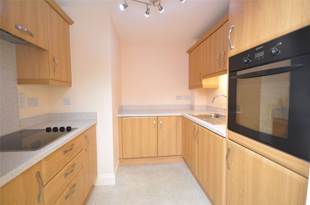 Property photo 2 of 7 Picture No. 09