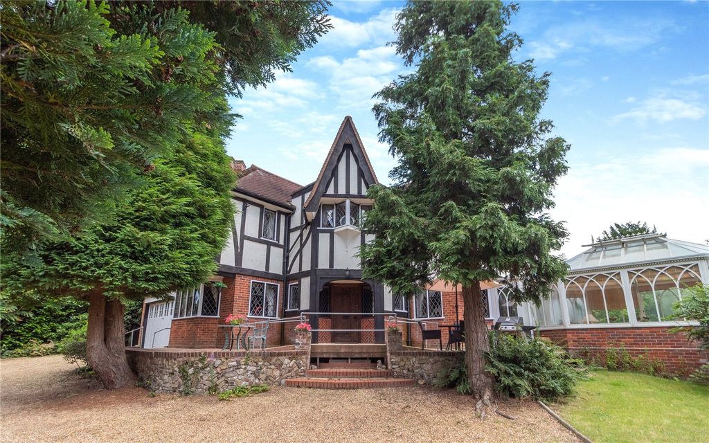 Property photo 1 of 17 12 South Avenue