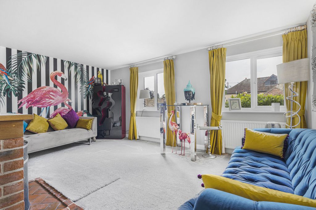 Property photo 2 of 22