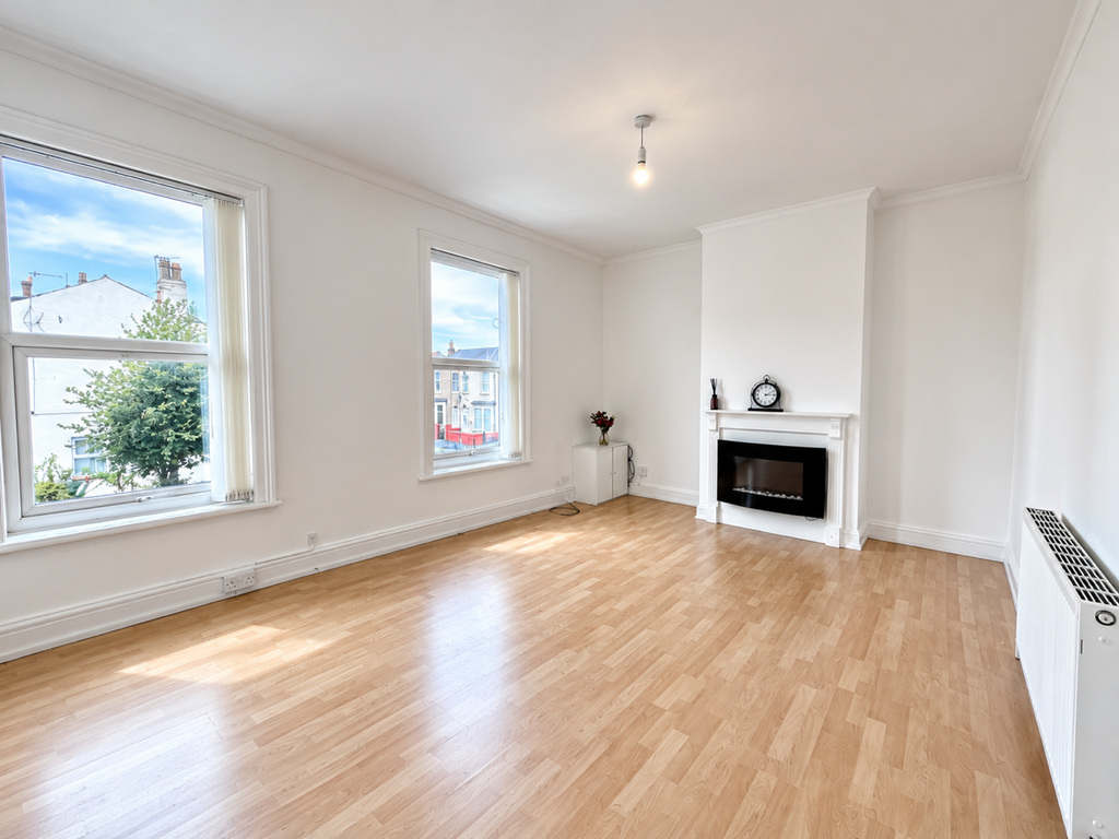 Property photo 2 of 6