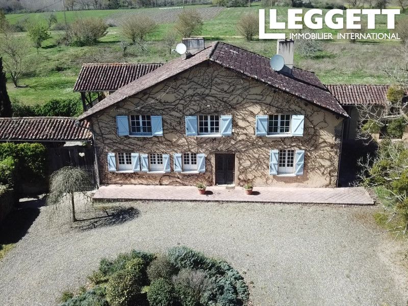 Property photo 2 of 10