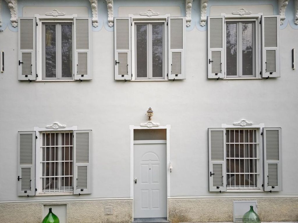 Property photo 3 of 31