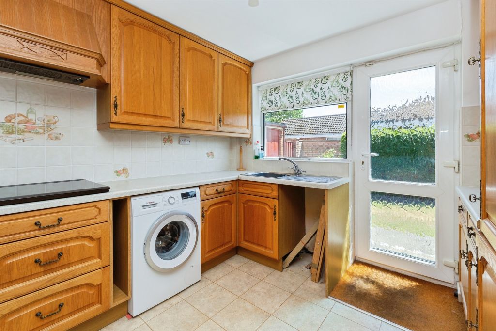 Property photo 3 of 17