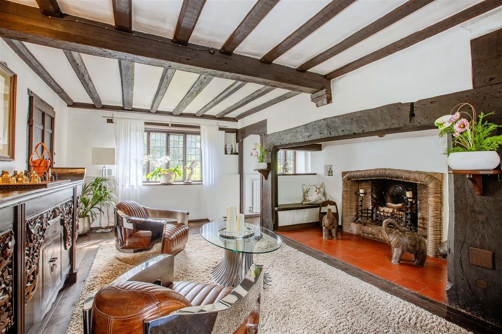 Property photo 2 of 32 Ashacre Lane_29.Jpg