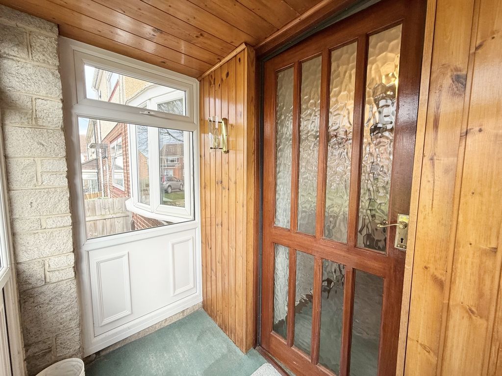 Property photo 2 of 16 Img_7442