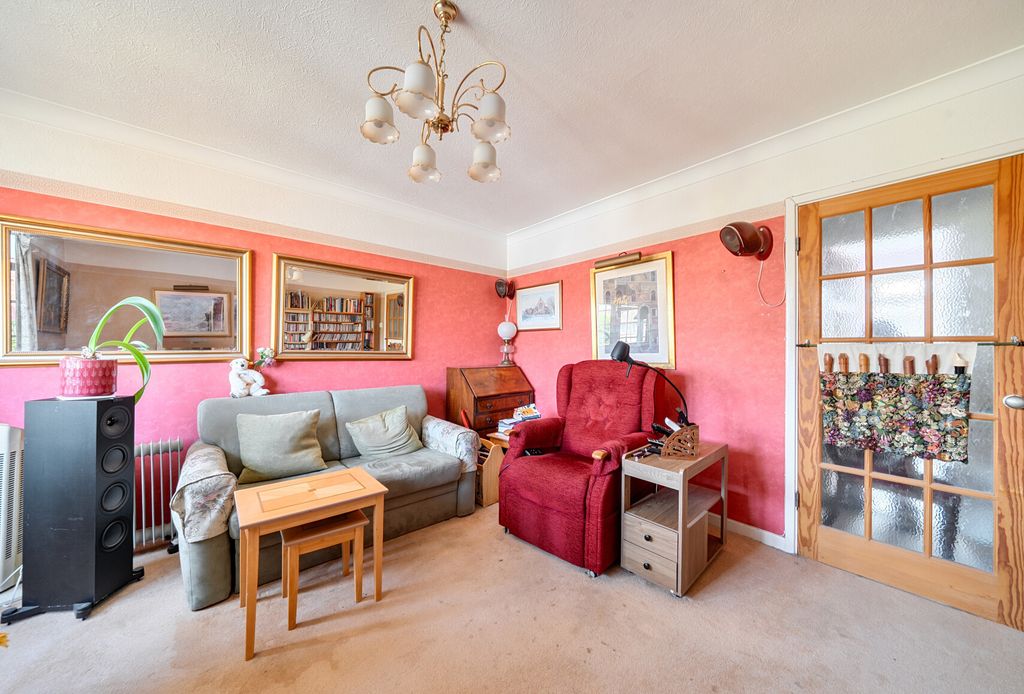 Property photo 3 of 16 1494551-9-6A5909A...