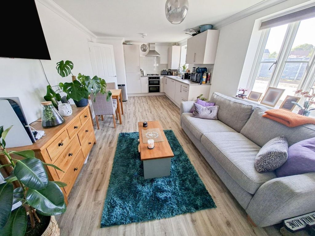 Property photo 3 of 10 Tlc_Fb3c5150-E321-414d-9Be7-B466Ae5Df7A7_Fe8A09F.J